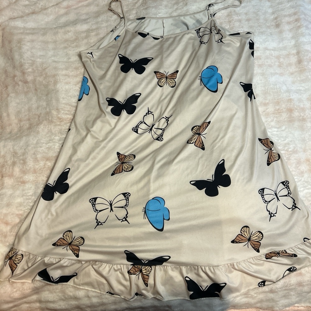 SHEIN Beige Butterfly Print High Low Dress